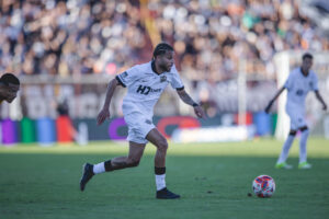 Alexsander é submetido a tratamento ortobiológico