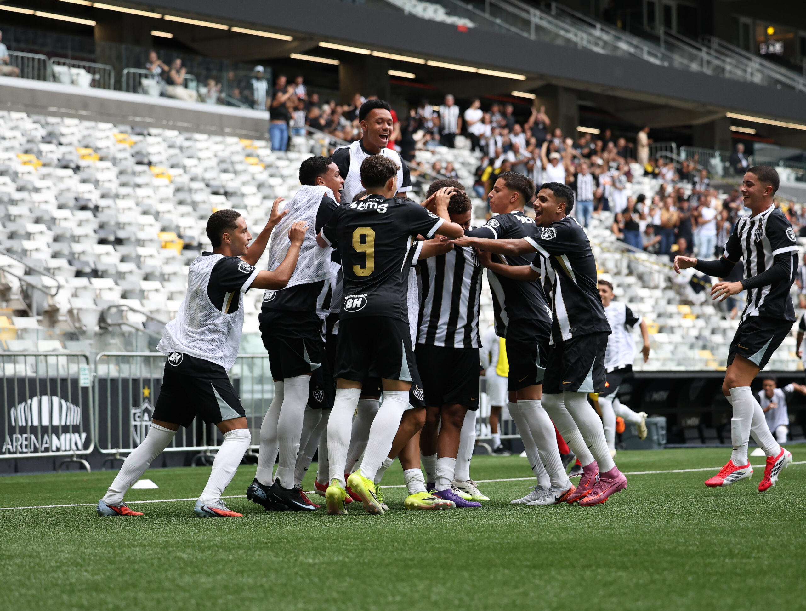 Sub-17 mantém o 100% de aproveitamento na casa do Galo. Foto: Daniela Veiga / Atlético