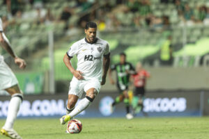 Hulk completa 300 jogos pelo Galo!