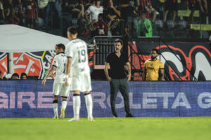 Vitória x Atlético: coletiva de imprensa com Domínguez
