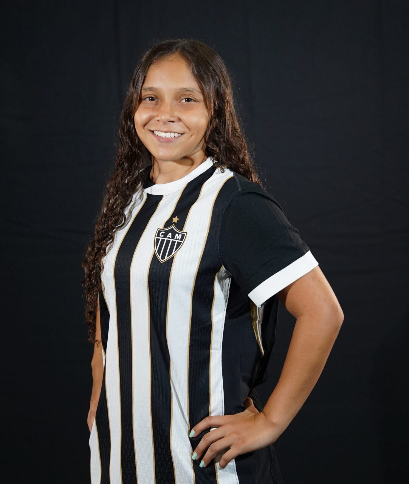 Foto meio-campista Luisa