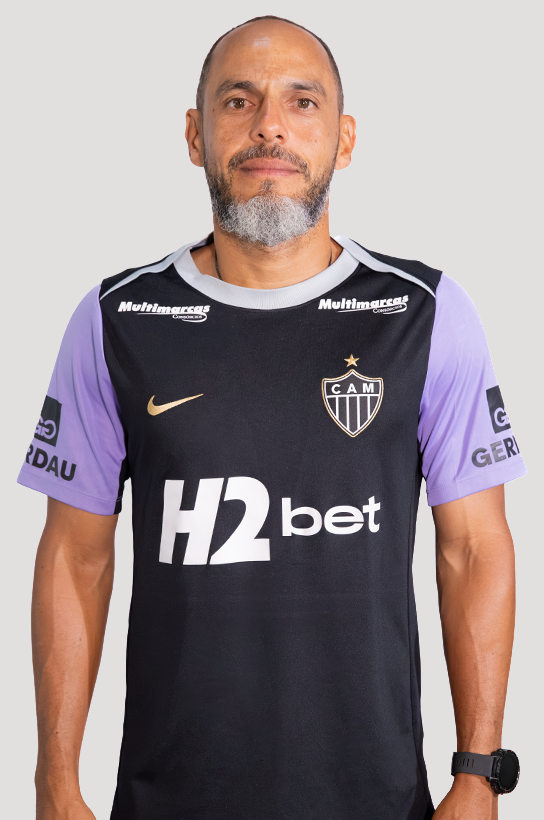 Foto do Preparador Físico Ricardo Seguins