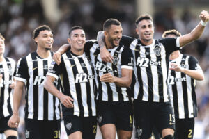 Atlético vence o Vasco em São Januário