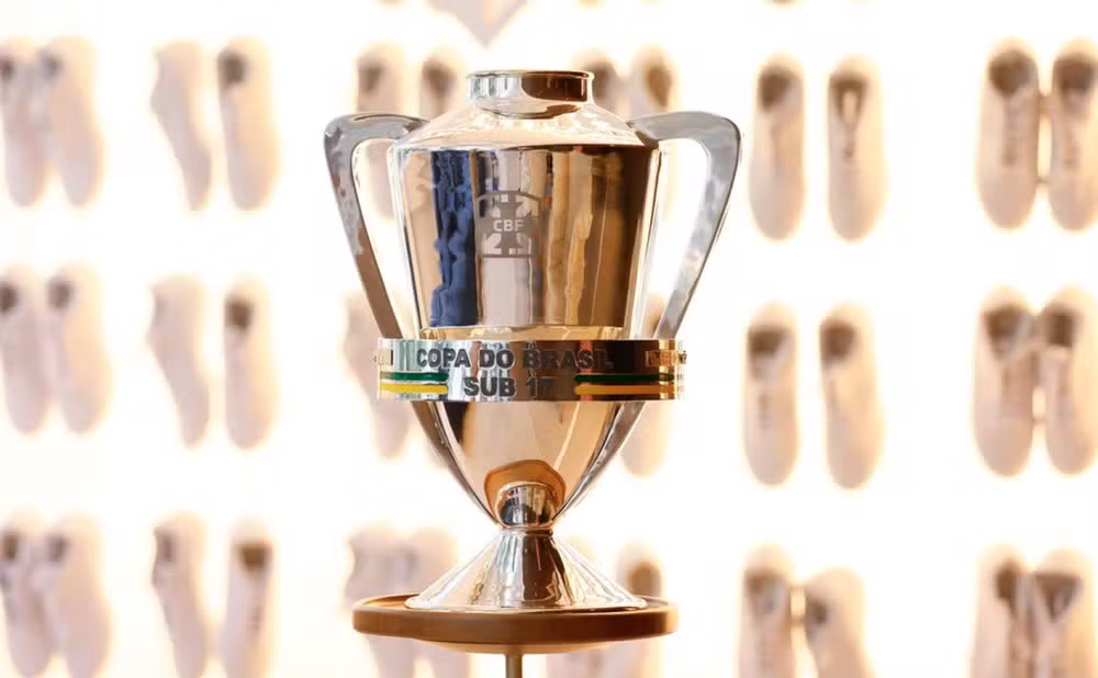 Troféu/taça da Copa do Brasil Sub-17 — Foto: Rafael Ribeiro/CBF