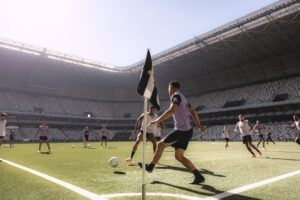 Galo realiza jogo-treino com a equipe Sub-20 na Arena MRV