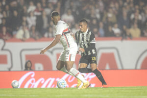 Galo é superado pelo São Paulo no MorumBIS