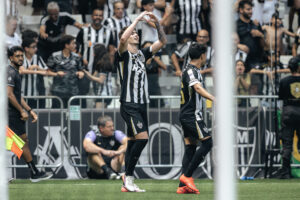 Galo vence o Fluminense por 3 a 1 na Arena MRV