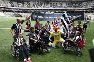 Pessoas com deficiência entram em campo pela inclusão