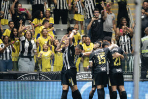 Atlético vence City Torque na ida da semifinal da Sul-americana