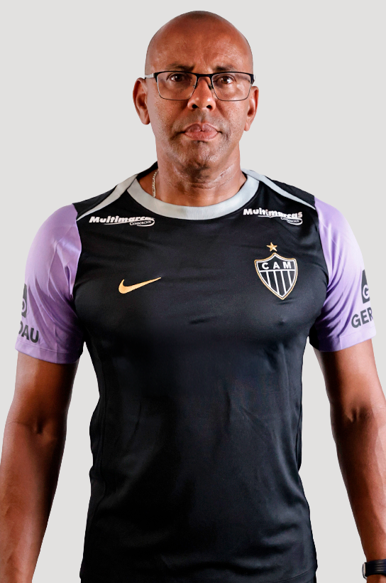 Foto do Massagista Aluízio Santos